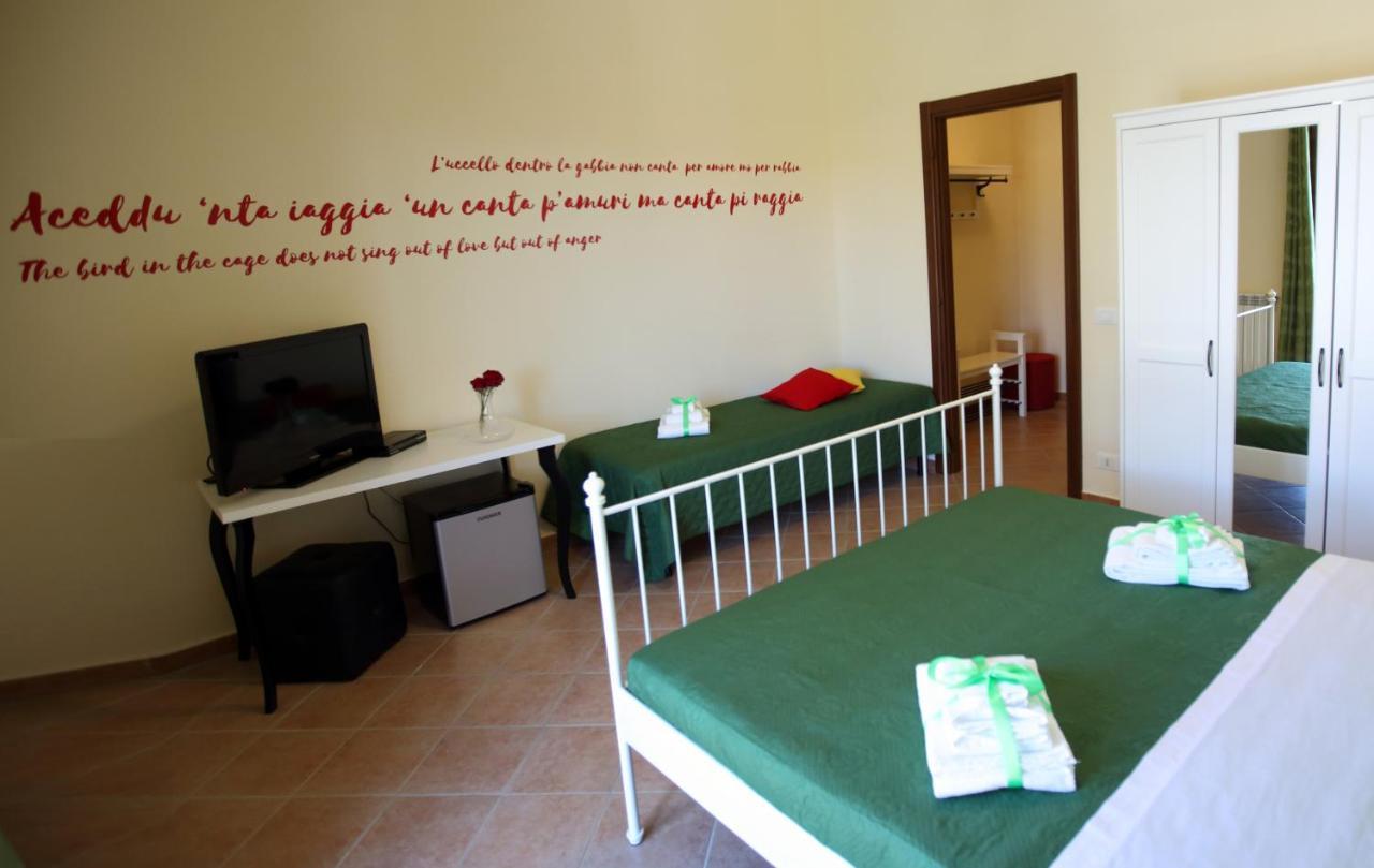 Ciuri Ri Zagara Bed & Breakfast Cinisi Eksteriør bilde